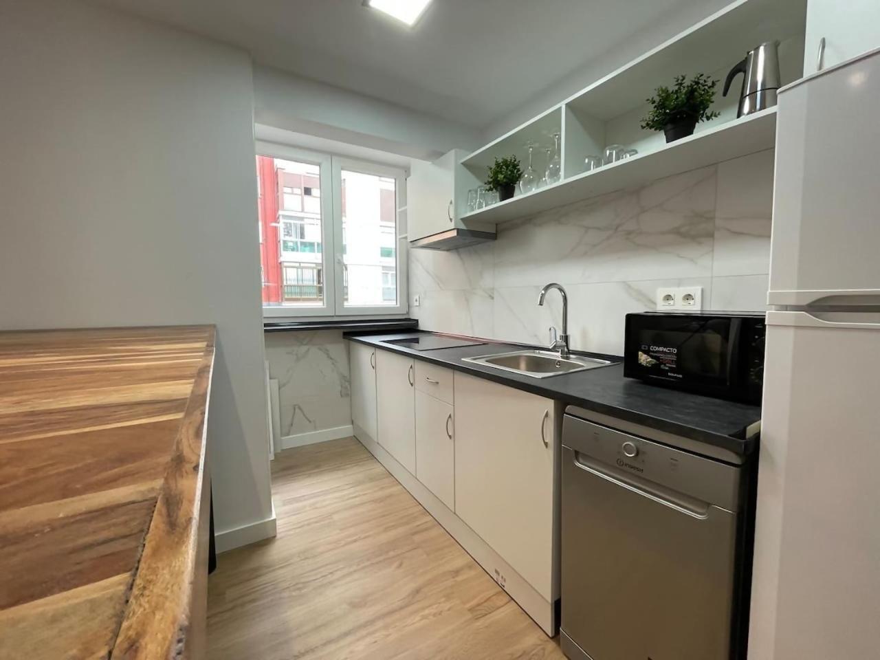 Moderno Apartamento Cerca Del Metro Bilbau Exterior foto