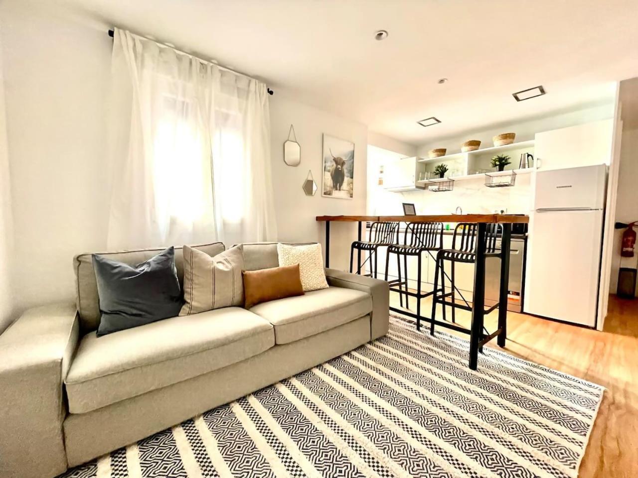 Moderno Apartamento Cerca Del Metro Bilbau Exterior foto